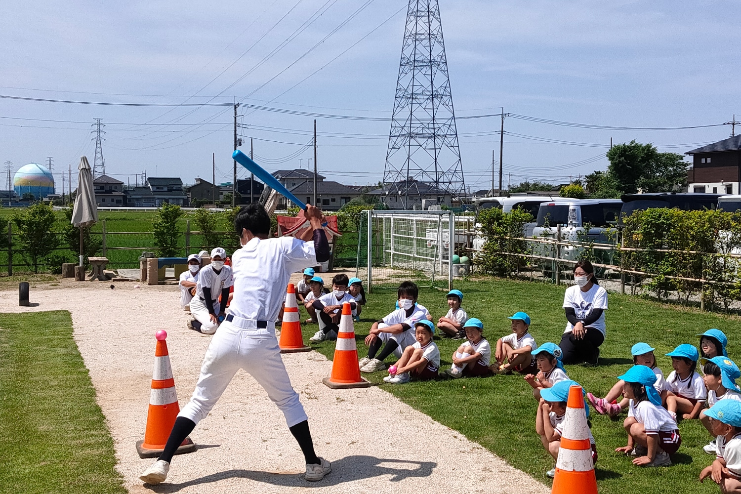 image:女子野球選手・中学校野球部と野球交流会